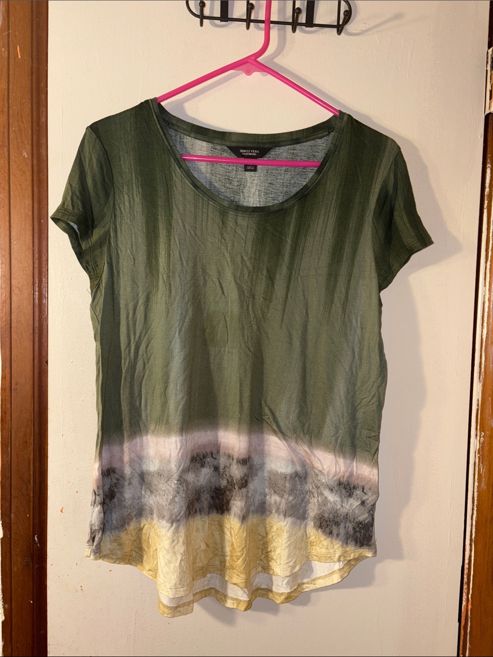 *4 items for $25*Simply Vera Olive Green Ombre Short Sleeve Top